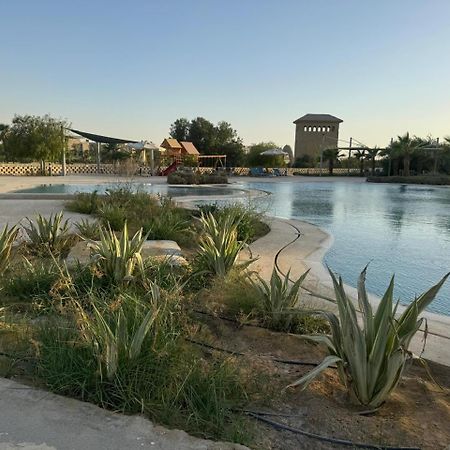 A Sea View Spacious Cheering 5 Bedroom Villa Ain Sokhna "Ain Bay" فيلا كاملة للإيجار قرية العين باي Айн-Сохна Экстерьер фото