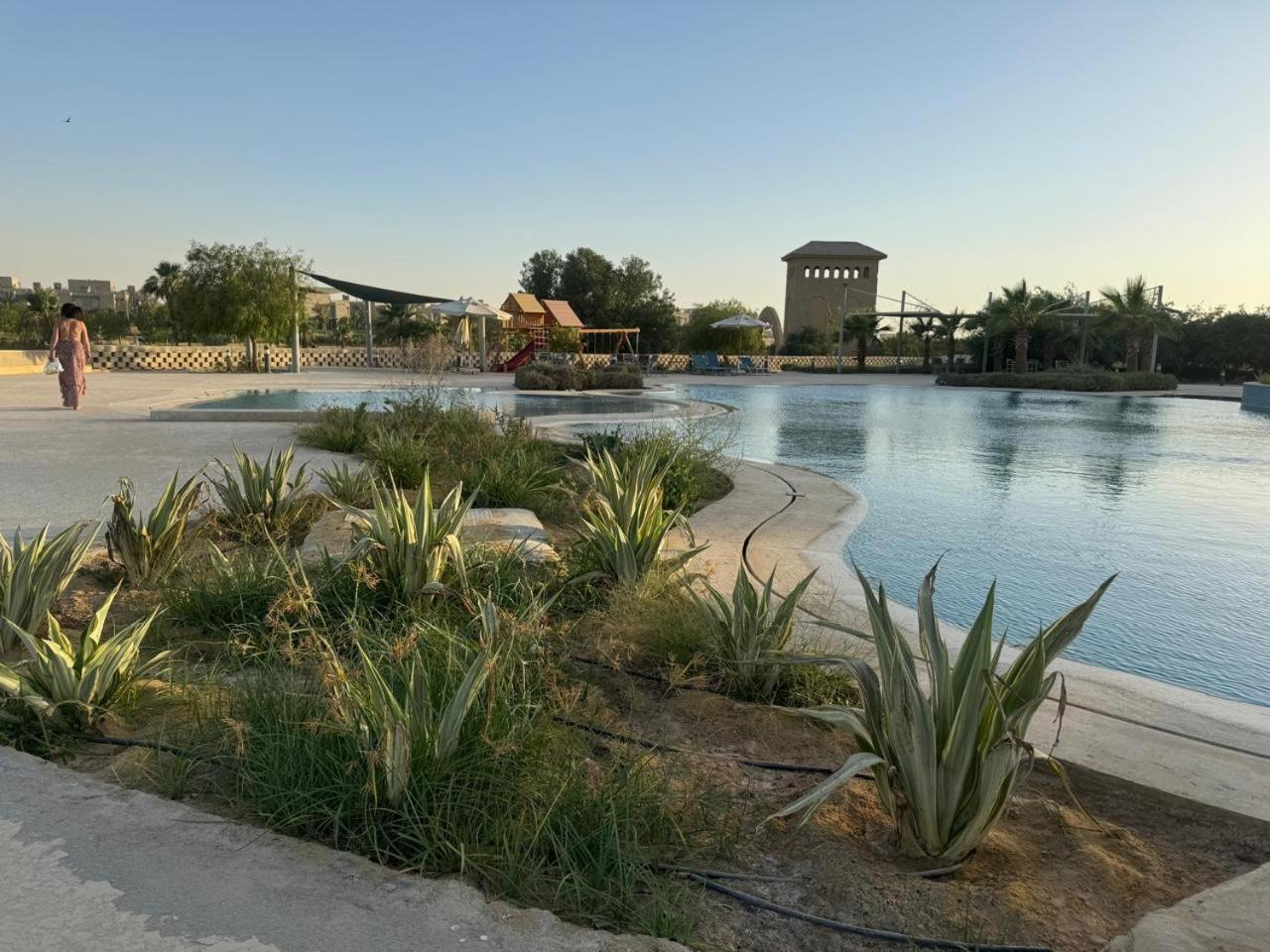 A Sea View Spacious Cheering 5 Bedroom Villa Ain Sokhna "Ain Bay" فيلا كاملة للإيجار قرية العين باي Айн-Сохна Экстерьер фото